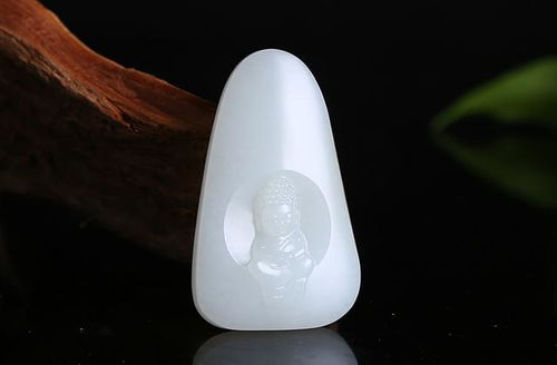 懂玉的女子，才能如花似玉——玉石饰品的不朽魅力