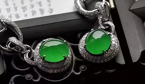 男士玉石饰品搭配指南 气质与品位的完美融合