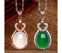 玉韵流芳 品味玉石项链的典雅风潮