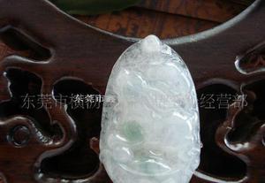 钟福翡翠天然A货冰种灵芝翡翠兔吊坠 温润如玉，祥瑞天成