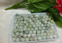 批发A货玉石13mm豆绿翡翠圆珠 DIY饰品散珠价格、厂家与图片指南